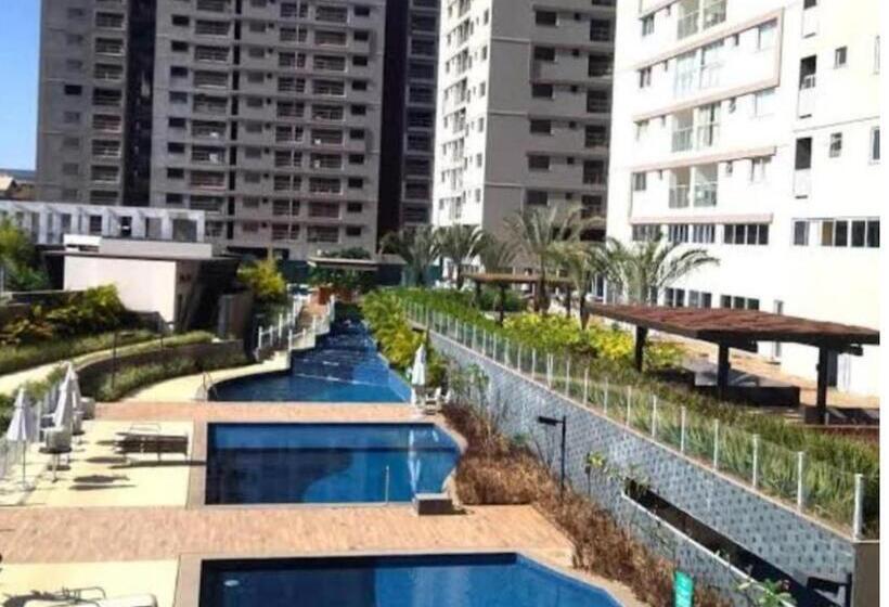 آپارتمان 1 خوابه با چشمانداز استخر, Evian Thermas Caldas