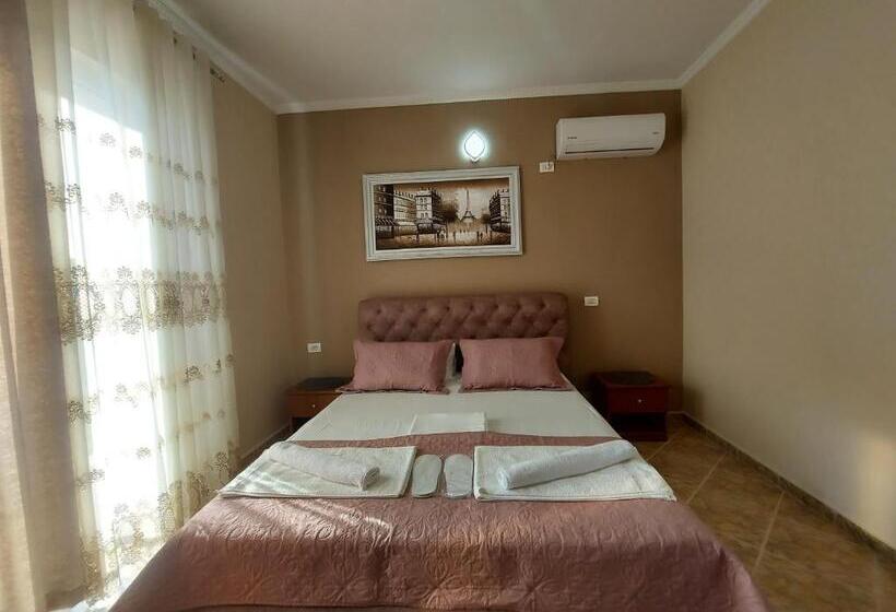 חדר סטנדרט, Fama