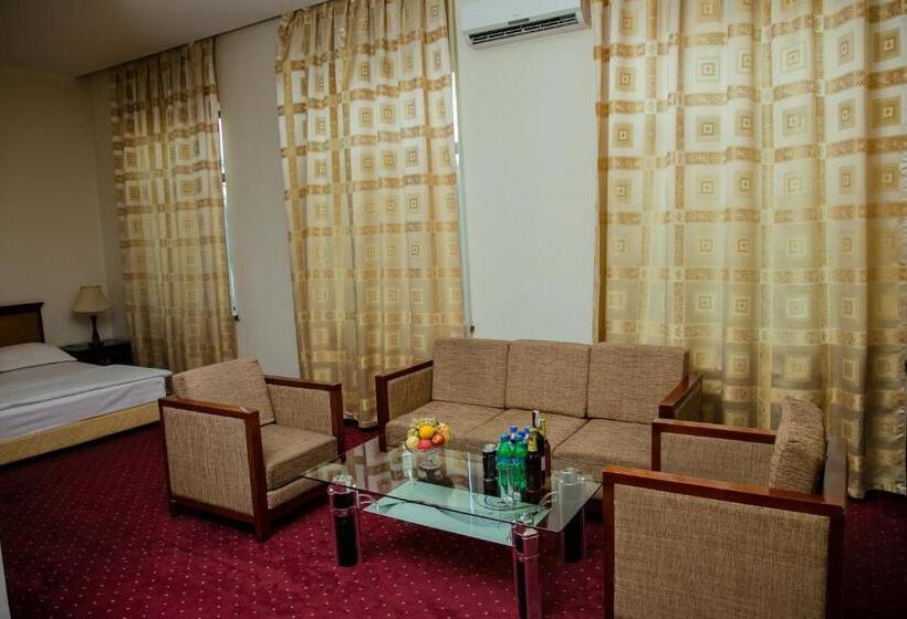 غرفة قياسية, Majestic Palace