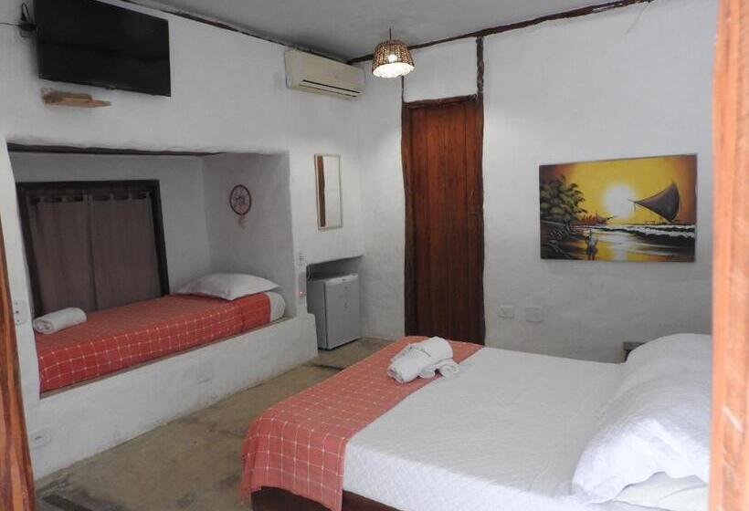 اتاق استاندارد سه نفره, Pousada Santa Aldeia