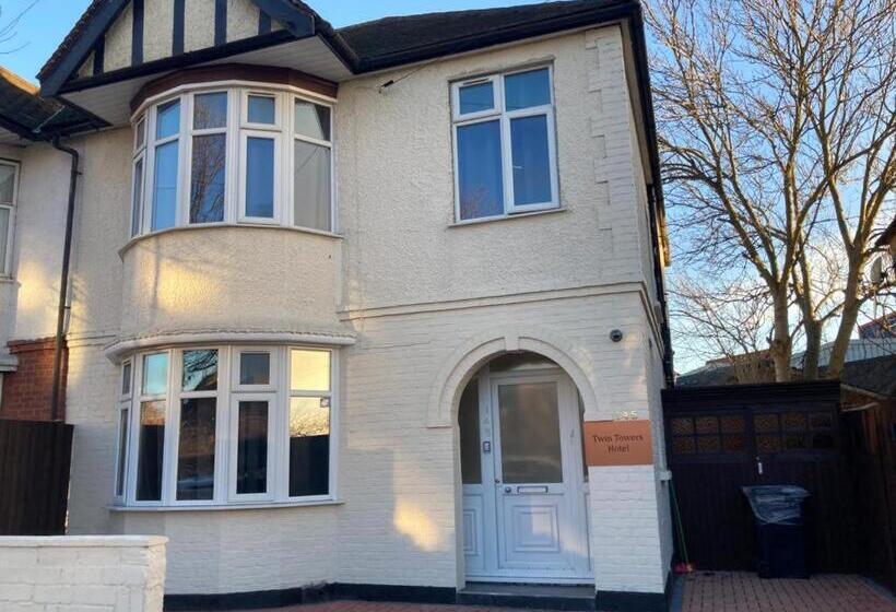 デラックスルーム, Twin Towerd