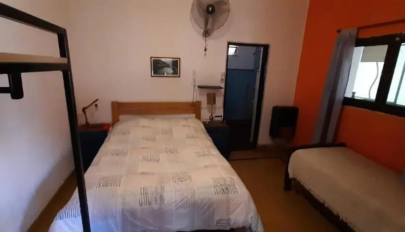 Standard Kolmen Hengen Huone, Jaracanda Hostel San Marcos