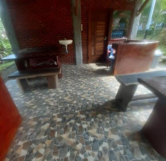 Номер Стандарт Вид на Горы, Barus Jungle View