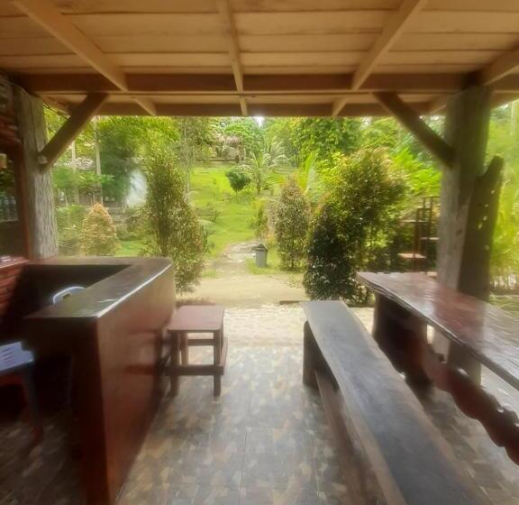 Номер Стандарт, Barus Jungle View