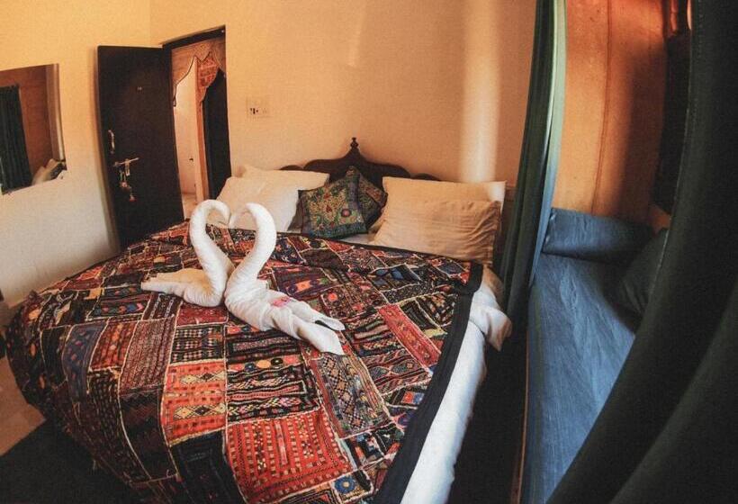 Номер Deluxe, Blue Eye Hostel