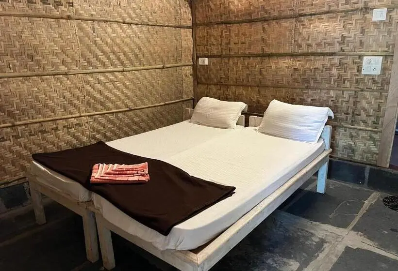 エコノミールーム, Happy Place Hampi