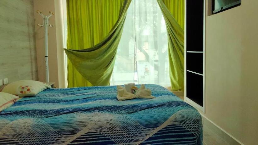 Superior Kamer, Hospedaje Yacucalle