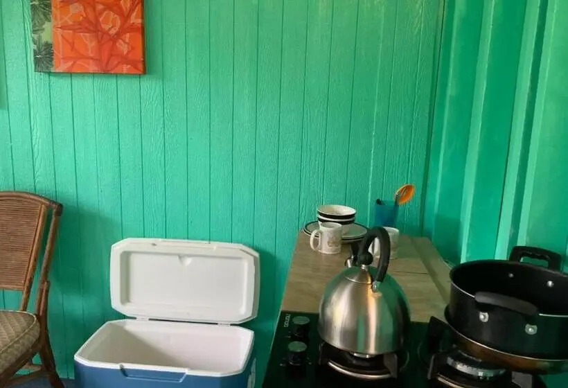 エコノミールーム, Simple Rustic Studio Deluxe Bed In Tropical Fruits Garden
