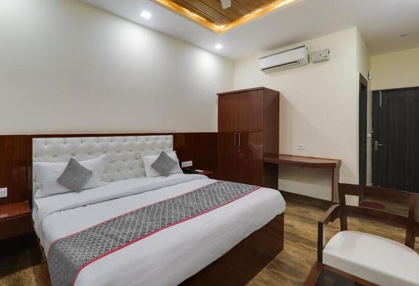 اتاق کلاسیک سه تخته, Townhouse 1259 Hotel Trijal Inn