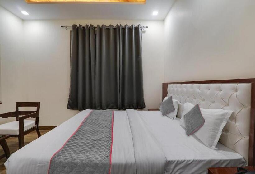 اتاق کلاسیک سه تخته, Townhouse 1259 Hotel Trijal Inn