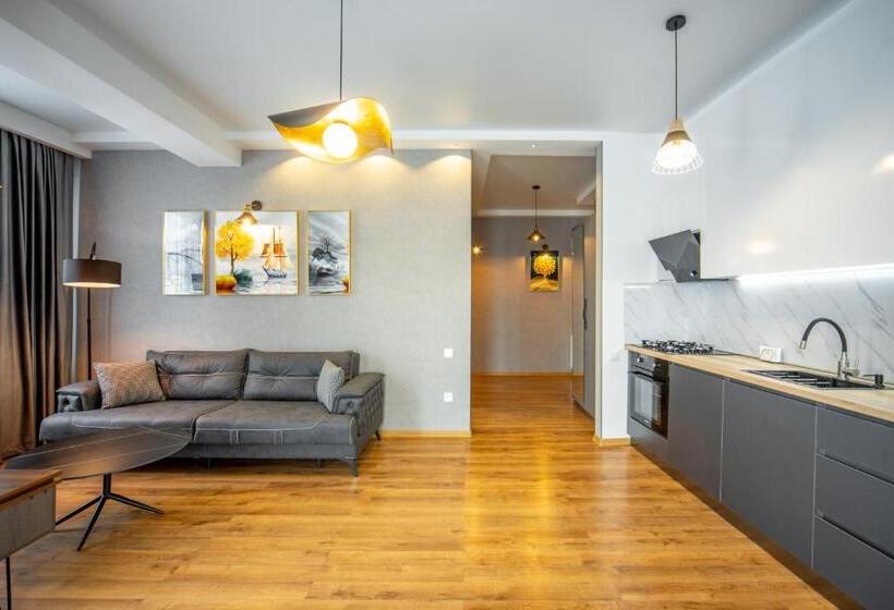 استودیو استاندارد با تخت کینگ, Gori Apartments