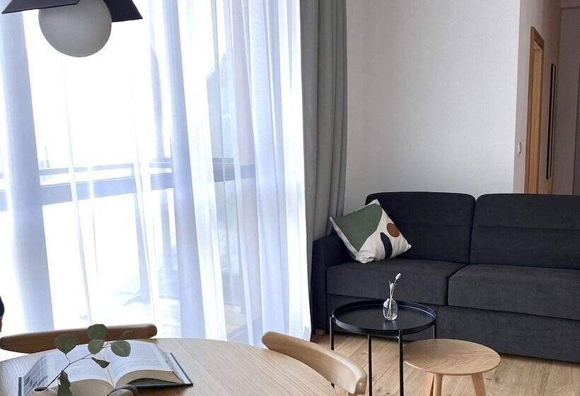 آپارتمان 1 خوابه همکف, Lipowy Dwór