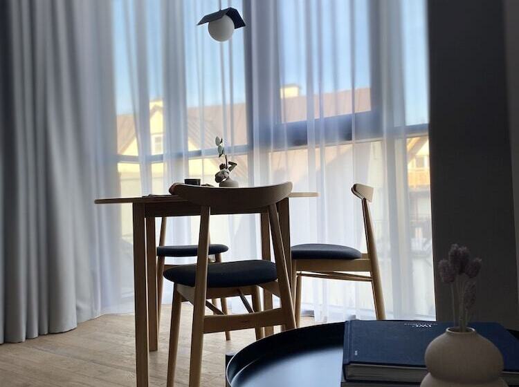 آپارتمان لوکس 1 خوابه, Lipowy Dwór