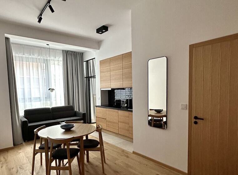 آپارتمان لوکس 1 خوابه, Lipowy Dwór