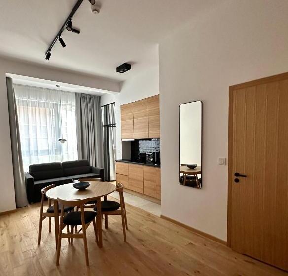 آپارتمان 2 خوابه, Lipowy Dwór