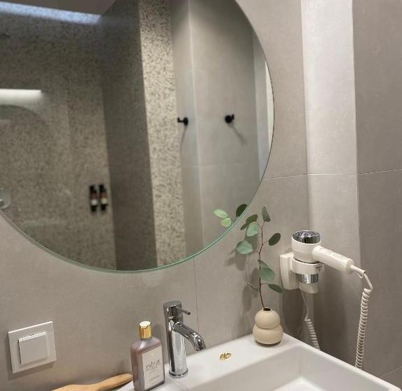 آپارتمان 1 خوابه با تراس, Lipowy Dwór