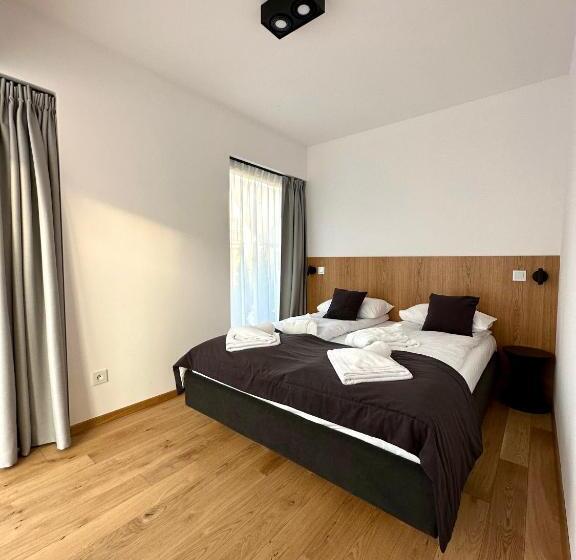 آپارتمان 1 خوابه با چشمانداز, Lipowy Dwór