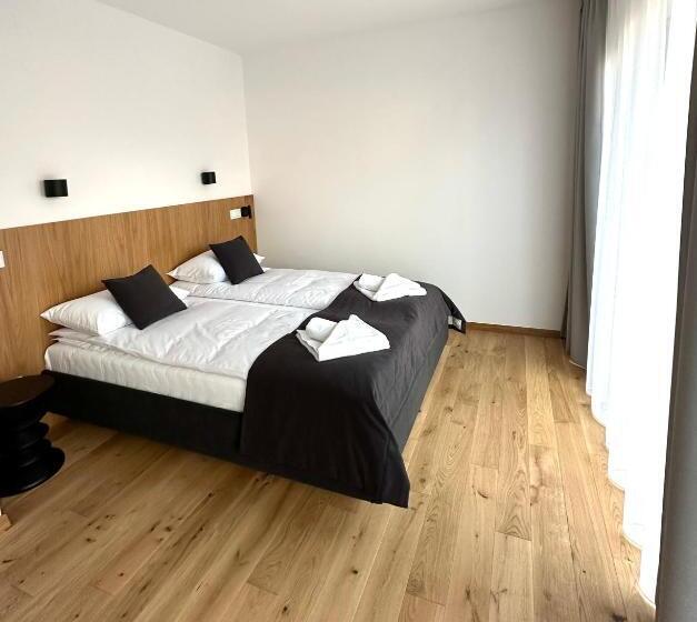 آپارتمان 1 خوابه با چشمانداز باغ, Lipowy Dwór