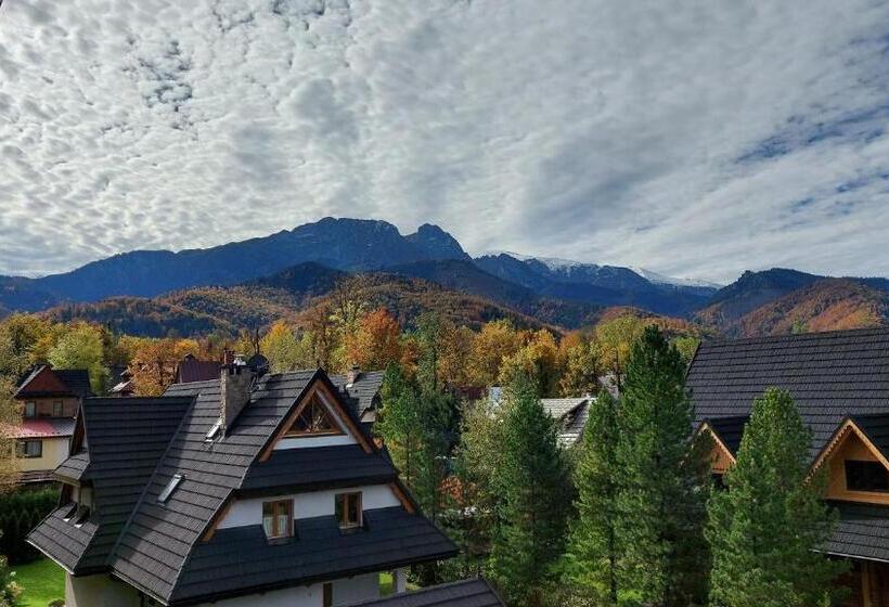 آپارتمان 1 خوابه با چشمانداز, Lipowy Dwór