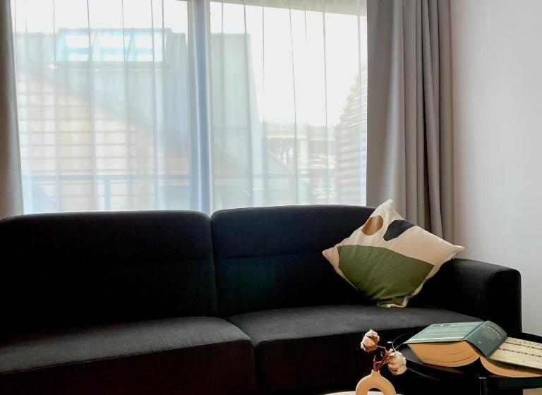 آپارتمان 1 خوابه با بالکن, Lipowy Dwór