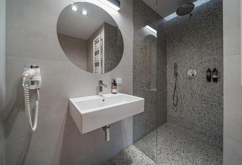 آپارتمان 1 خوابه با چشمانداز, Lipowy Dwór