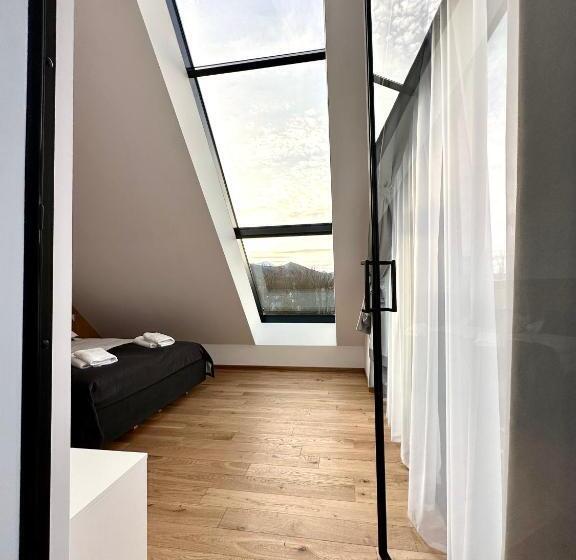 آپارتمان لوکس 1 خوابه, Lipowy Dwór