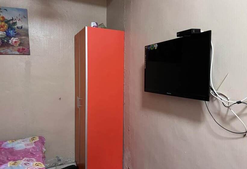 חדר דלוקס לשלושה, Napoh Motel By Oyo