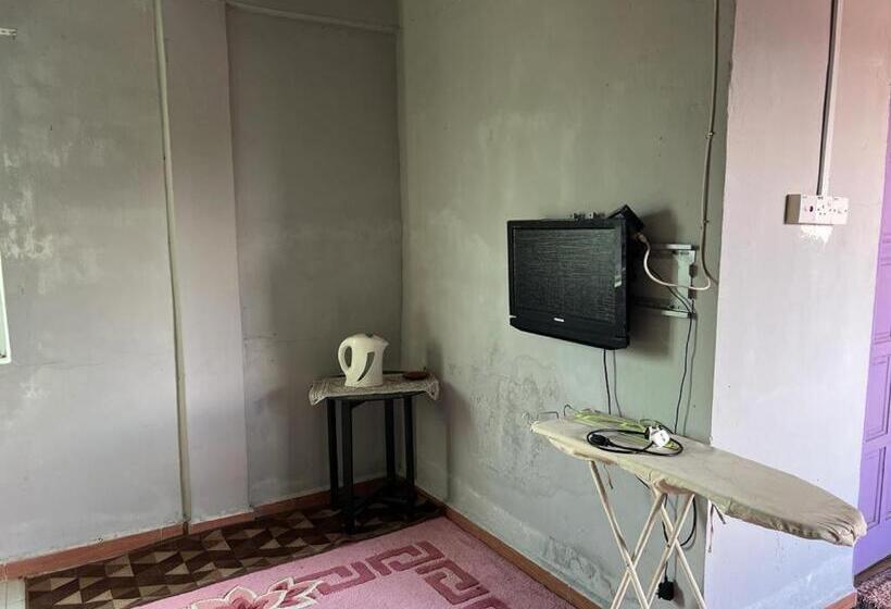 חדר דלוקס, Napoh Motel By Oyo