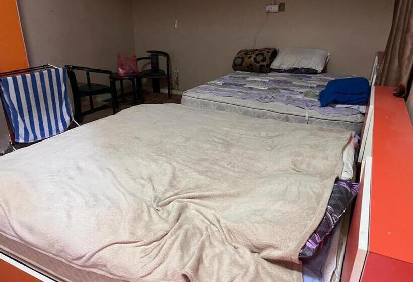 סוויטה משפחתית, Napoh Motel By Oyo