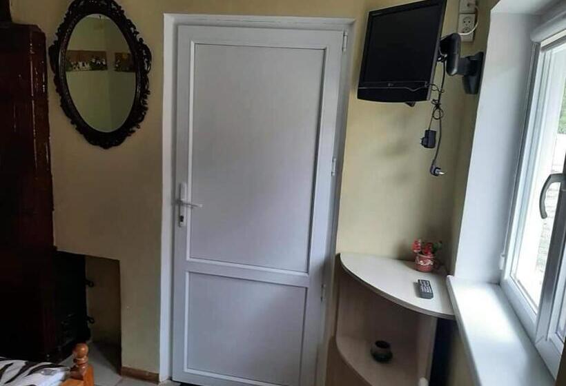 キングサイズベッドのスタンダードルーム, гостинна садиба пілігрім