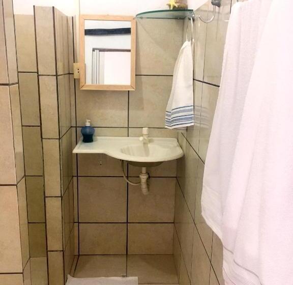 スタンダードトリプルルーム, Pousada Brilho Da Lua