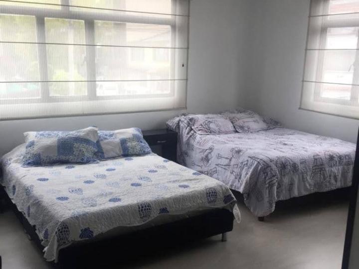 标准工作室, Casa Mia