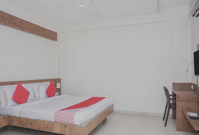 غرفة ديلوكس, Collection O Sanskruti Resort