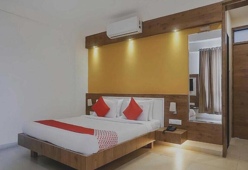 غرفة ديلوكس, Collection O Sanskruti Resort