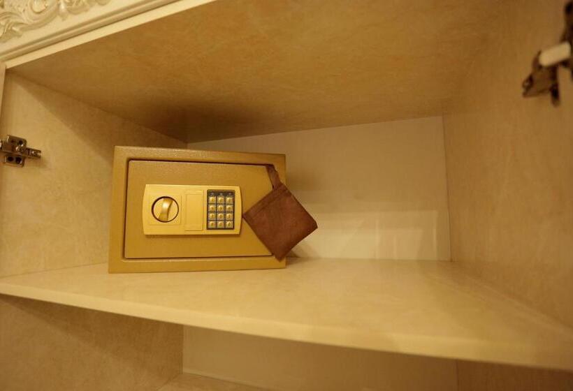 Chambre Deluxe, Imperial Palace