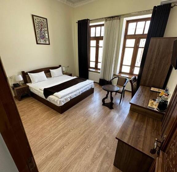 Chambre Deluxe, Imperial Palace