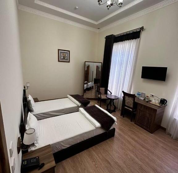 Chambre Standard, Imperial Palace