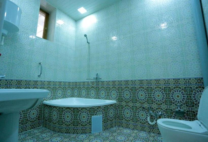 Chambre Deluxe Individuelle, Imperial Palace