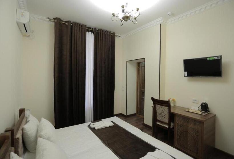 Chambre Deluxe Individuelle, Imperial Palace