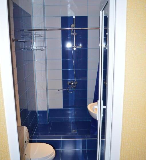 اتاق خانوادگی با چشم‌انداز دریا, Orbi Plaza