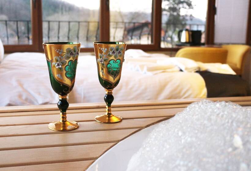 デラックスルーム, Karamazov Antik Otel