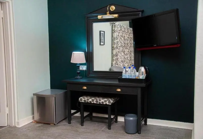 اتاق خانوادگی با سرویس بهداشتی مشترک, Montclair Hotel And Casino