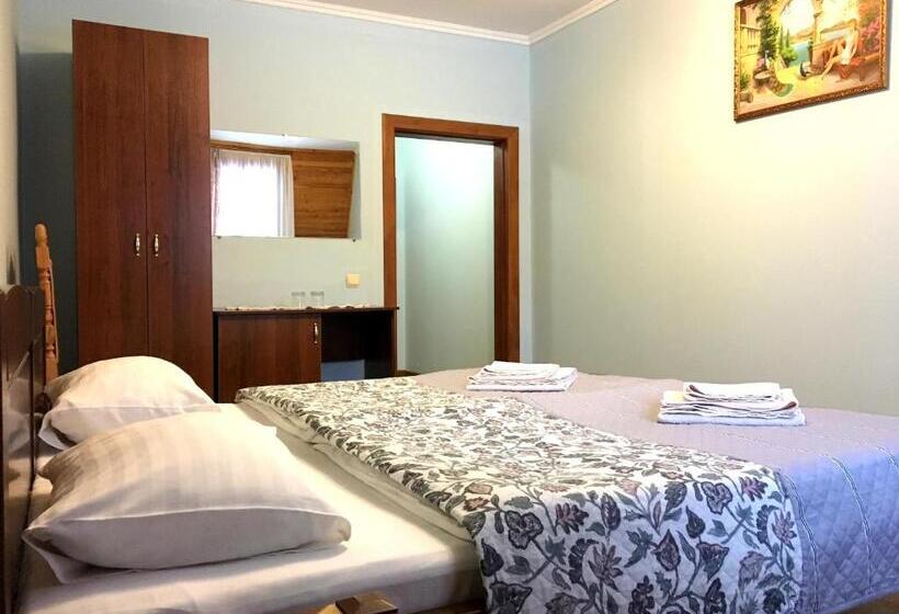 חדר סטנדרט עם מיטת קינג, Motel Karpaty