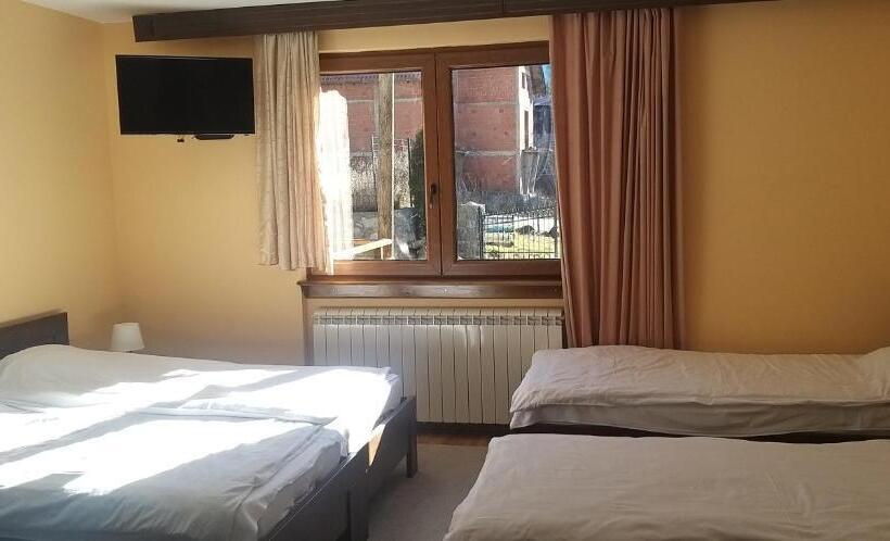 اتاق لوکس چهار تخته, Apartman Vila Natasa