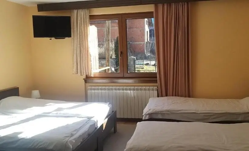 اتاق لوکس چهار تخته, Apartman Vila Natasa