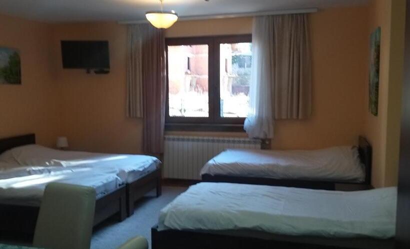 اتاق لوکس چهار تخته, Apartman Vila Natasa