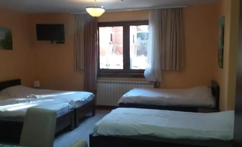 اتاق لوکس چهار تخته, Apartman Vila Natasa
