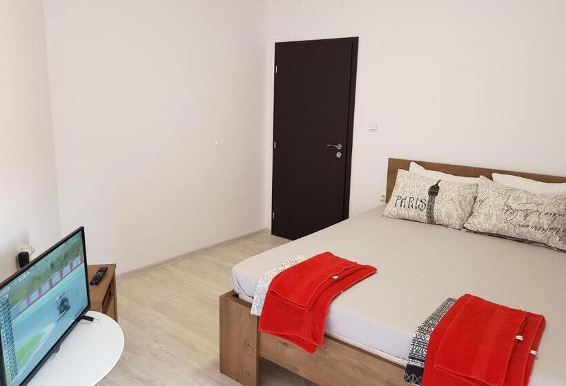 דירת שני חדרים, Apartments Alexandra