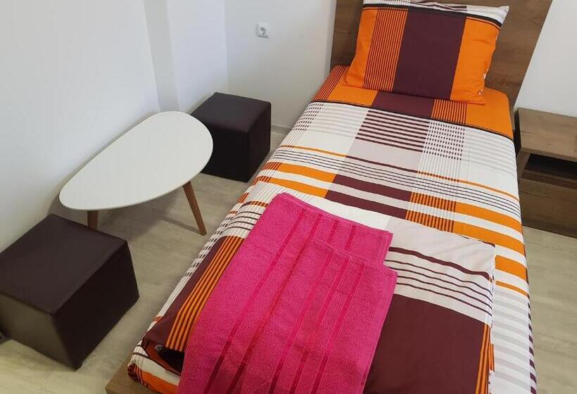 סטודיו סטנדרט עם מרפסת, Apartments Alexandra