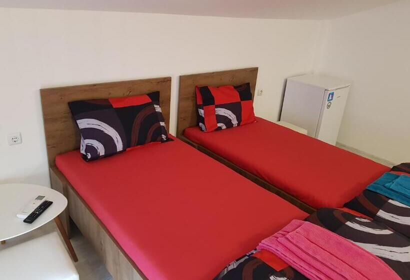 חדר אקונומי, Apartments Alexandra